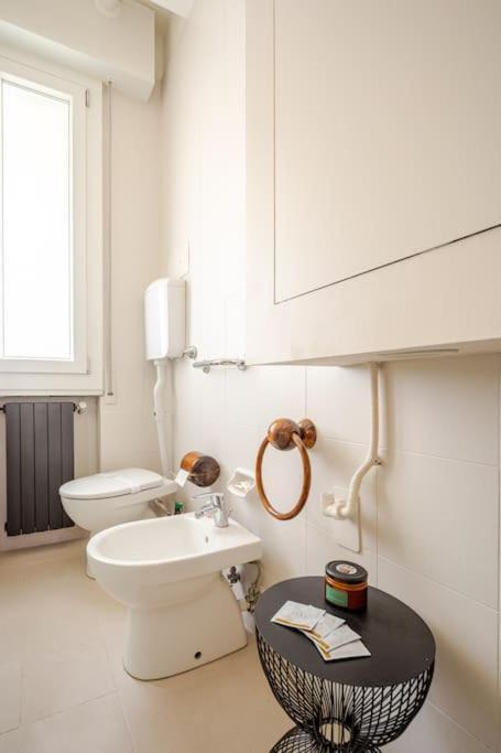 Apartment Casa Con 2 Da Letto E Parcheggio A Bologna