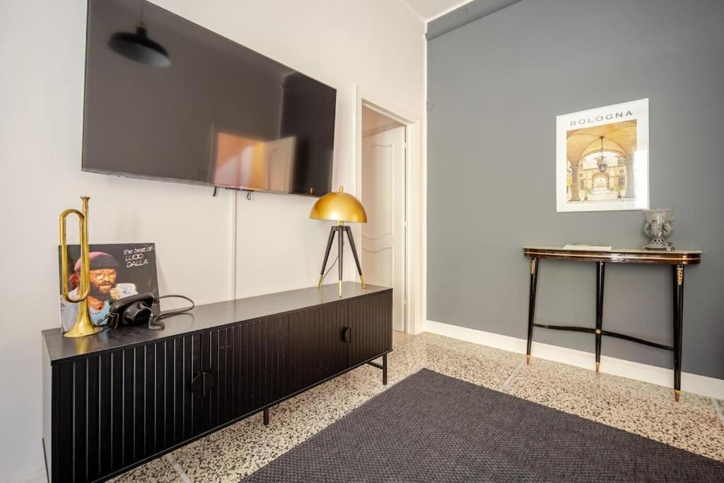 Apartment Casa Con 2 Da Letto E Parcheggio A Bologna